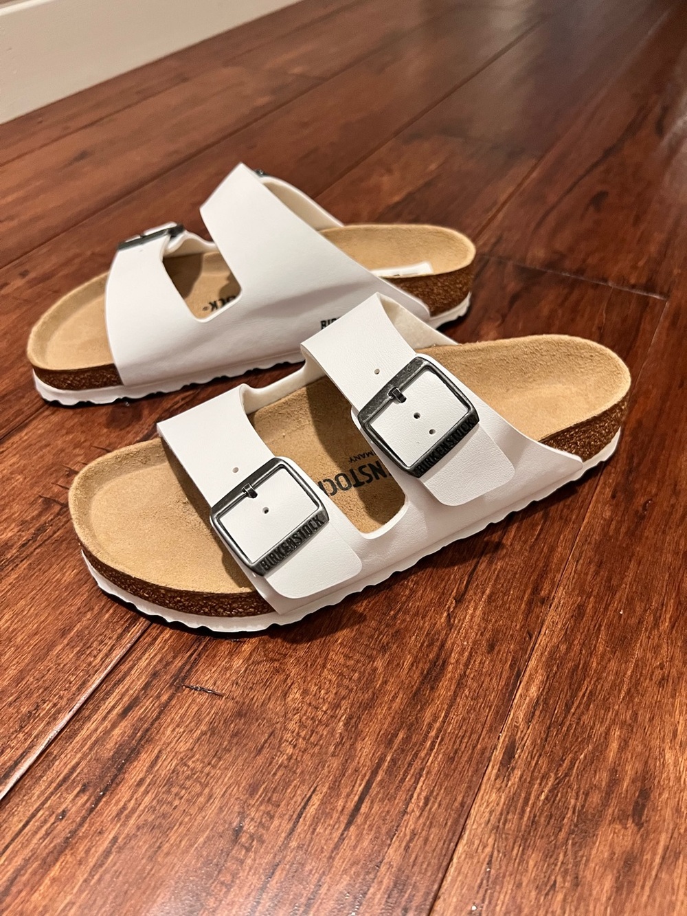 Birkenstock White Arizona Two-Strap Sandals 38 7.5/8 New - Picture 4 of 11